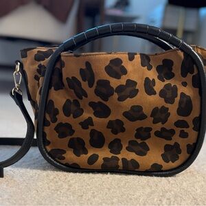 Leopard Print Women's Bag with Black Accents
